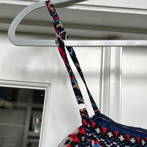 Multicolored Jumpsuit! Size M - Picture 4 of 6